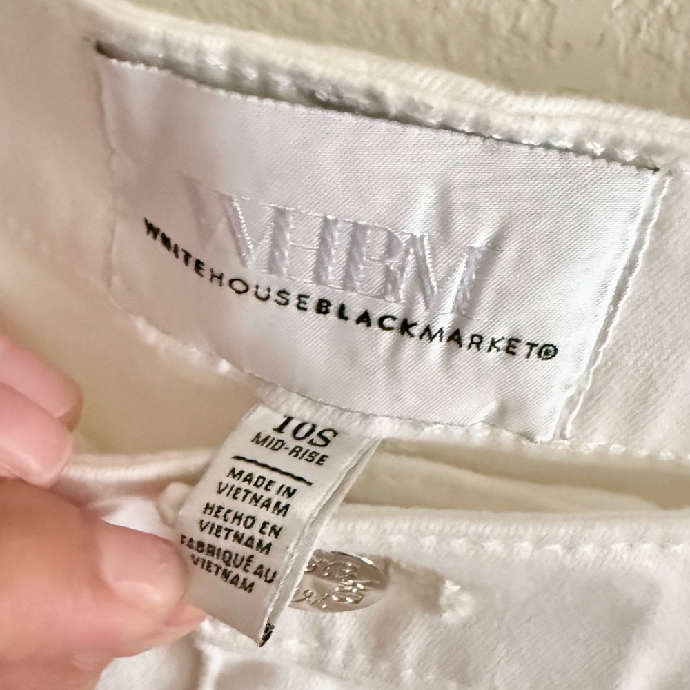 White House Black Market Girlfriend White Jeans - Picture 2 of 5